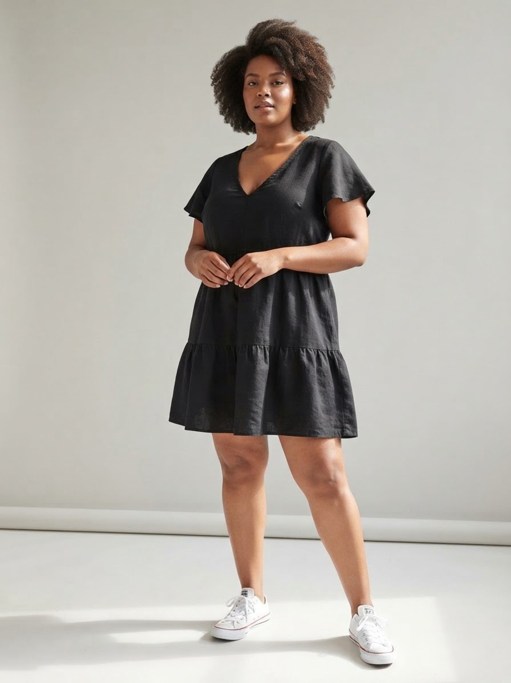 Universal Thread Black Wash V-Neck Short Sleeve Tiered Dress